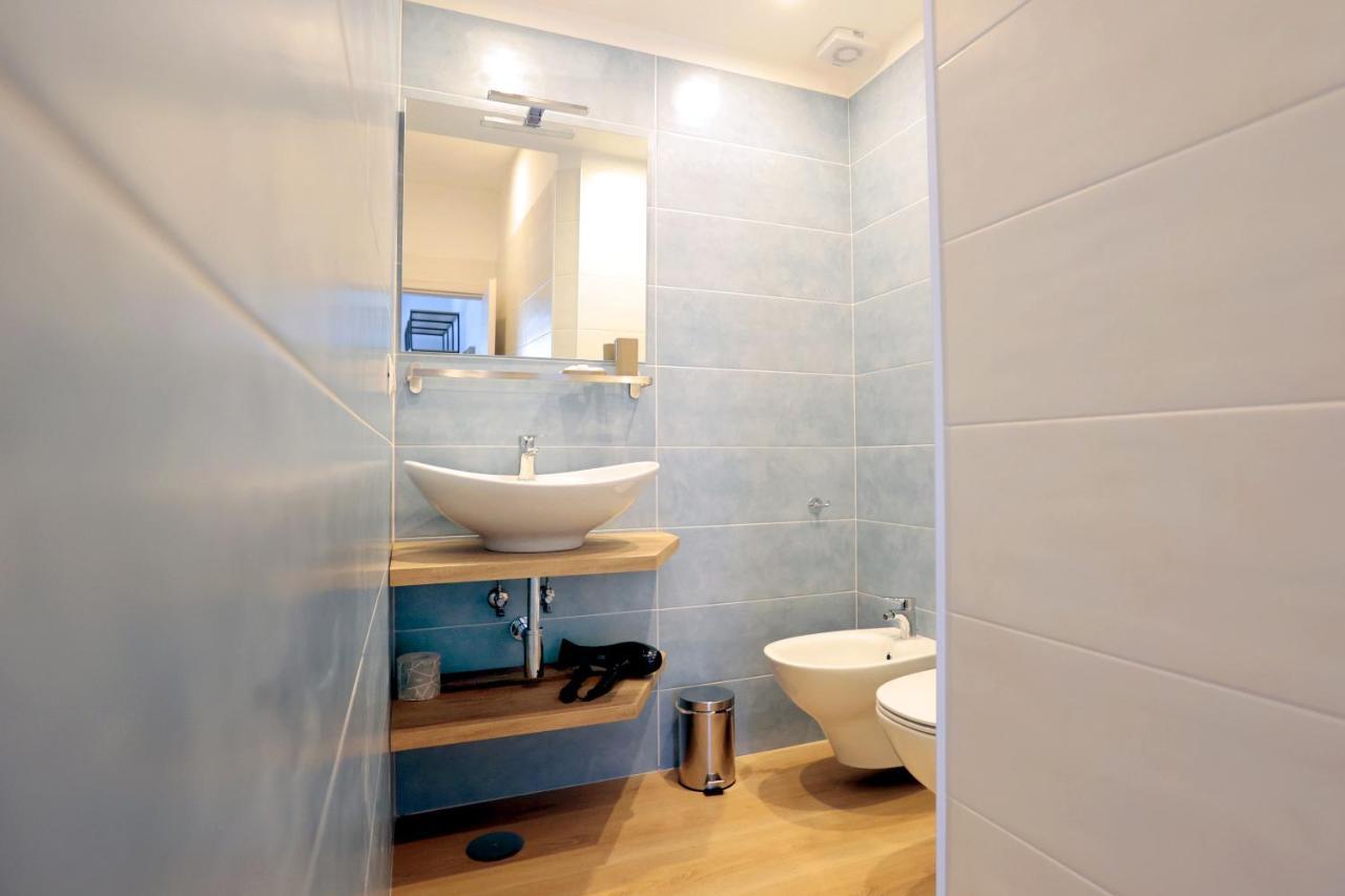 Angio Holiday Rooms Naples Luaran gambar