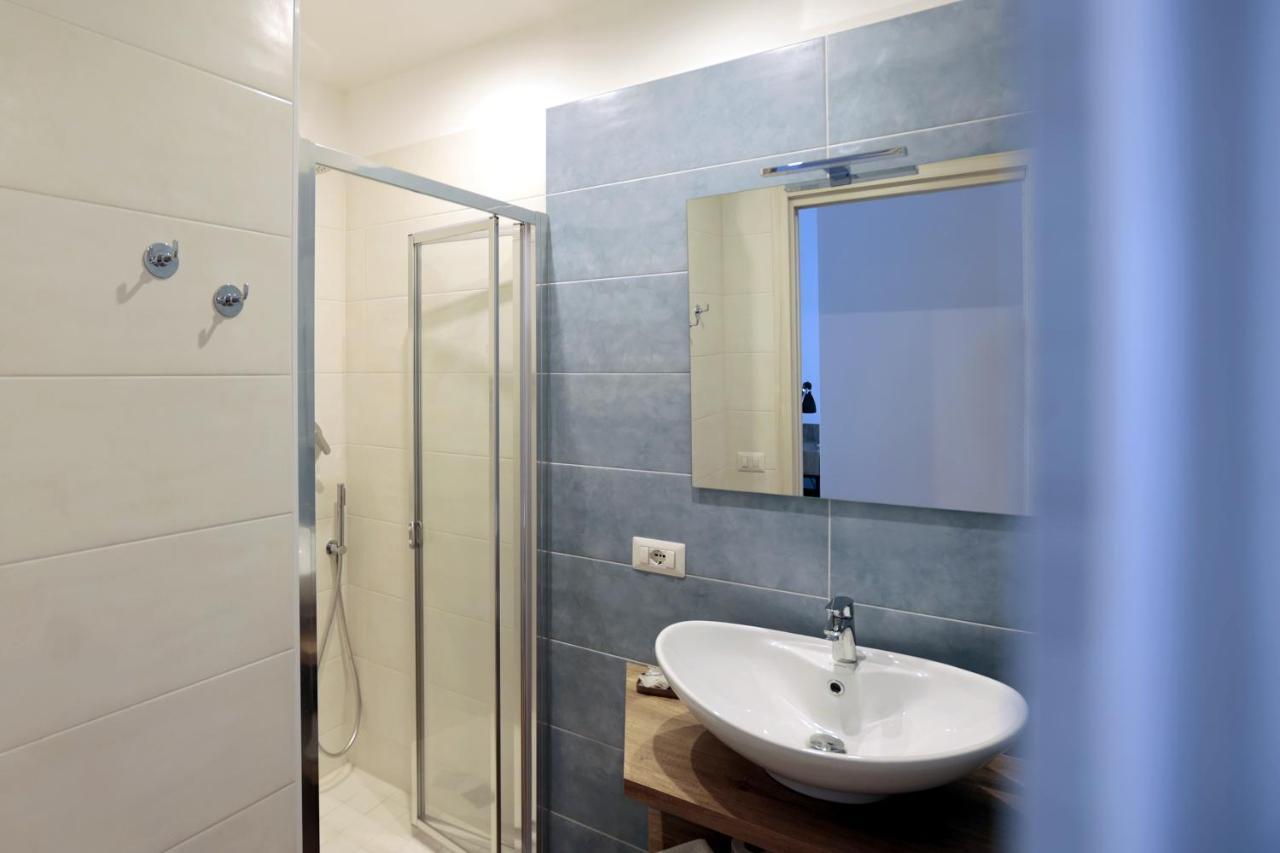 Angio Holiday Rooms Naples Luaran gambar