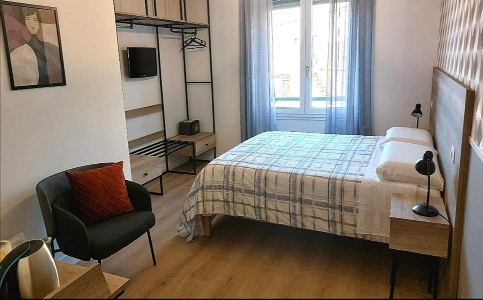 Angio Holiday Rooms Naples Luaran gambar
