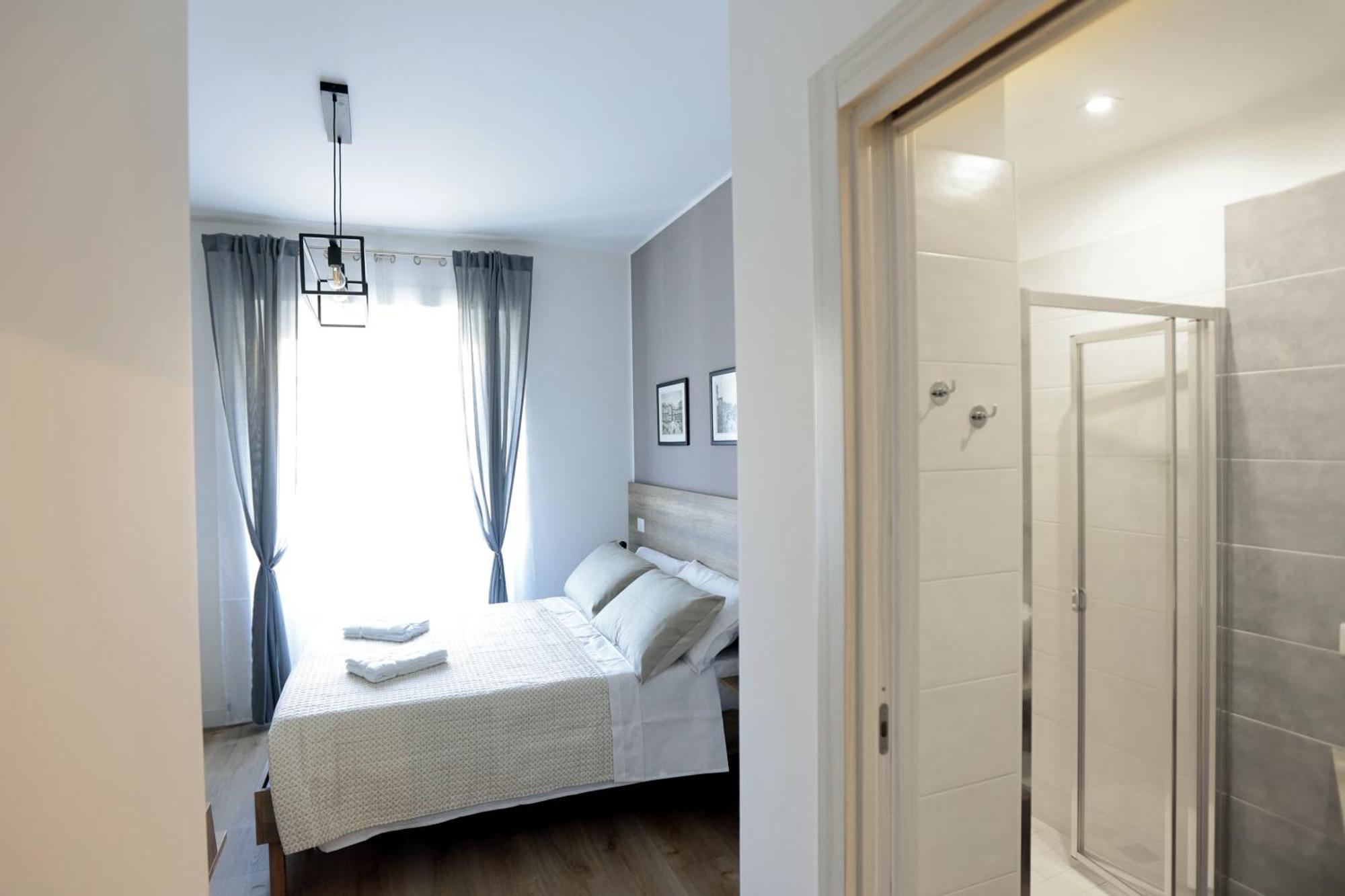 Angio Holiday Rooms Naples Luaran gambar